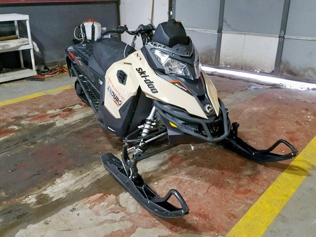 2BPSUNGA8GV000229 - 2016 SKI DOO RENEGADE GRAY photo 1