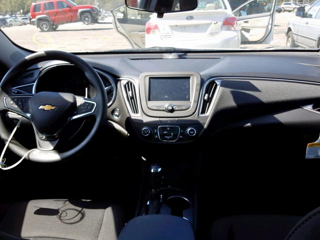 1G1ZC5ST5JF284543 - 2018 CHEVROLET MALIBU LS WHITE photo 9