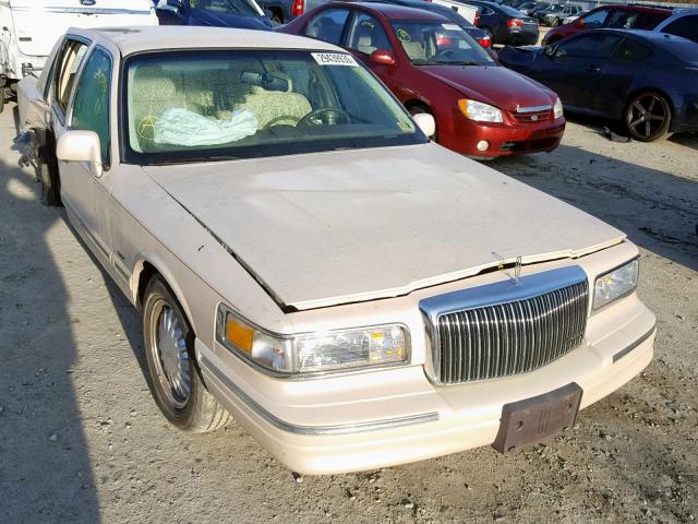 1LNLM83W1VY662044 - 1997 LINCOLN TOWN CAR C WHITE photo 1