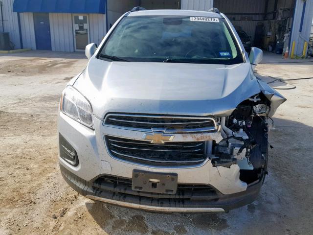 KL7CJLSB3GB514432 - 2016 CHEVROLET TRAX 1LT SILVER photo 9