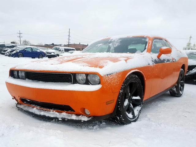 2C3CDYAG0EH180308 - 2014 DODGE CHALLENGER SXT  photo 2