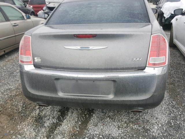 2C3CA5CG5BH593096 - 2011 CHRYSLER 300 LIMITE GRAY photo 9