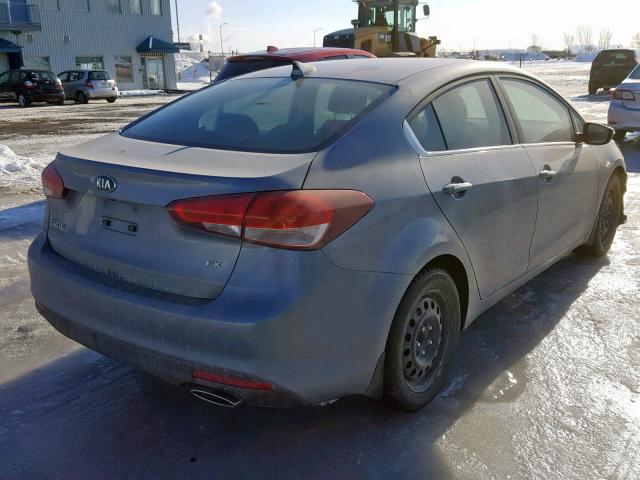 3KPFL4A83HE037396 - 2017 KIA FORTE EX GRAY photo 4