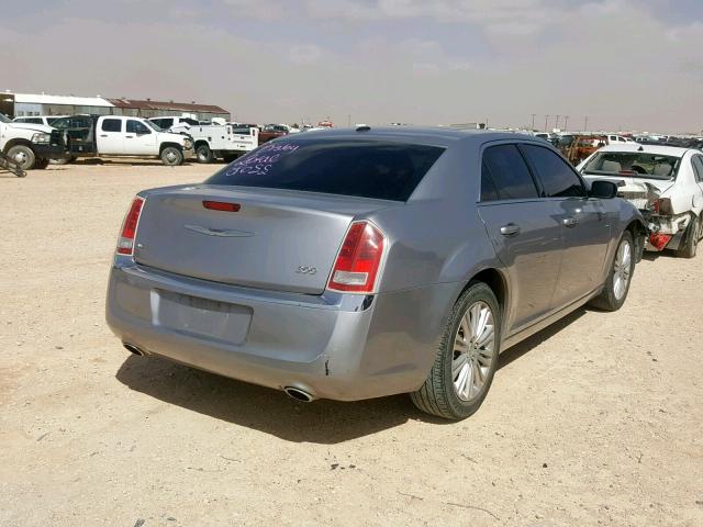 2C3CCARG8EH207432 - 2014 CHRYSLER 300 SILVER photo 4