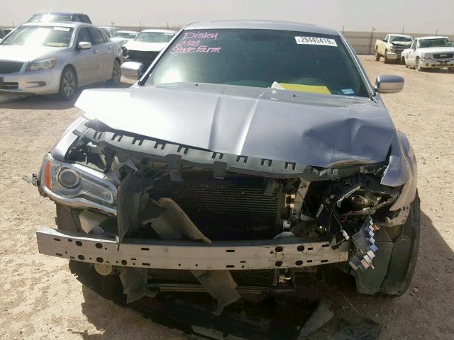 2C3CCARG8EH207432 - 2014 CHRYSLER 300 SILVER photo 7