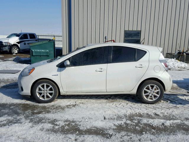 JTDKDTB36D1552771 - 2013 TOYOTA PRIUS C WHITE photo 9