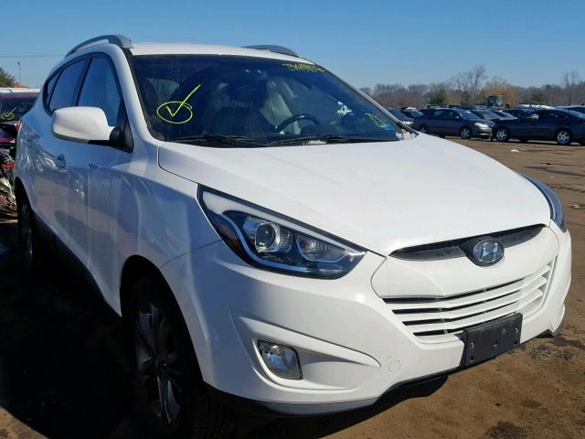 KM8JU3AG3FU986269 - 2015 HYUNDAI TUCSON LIM WHITE photo 1