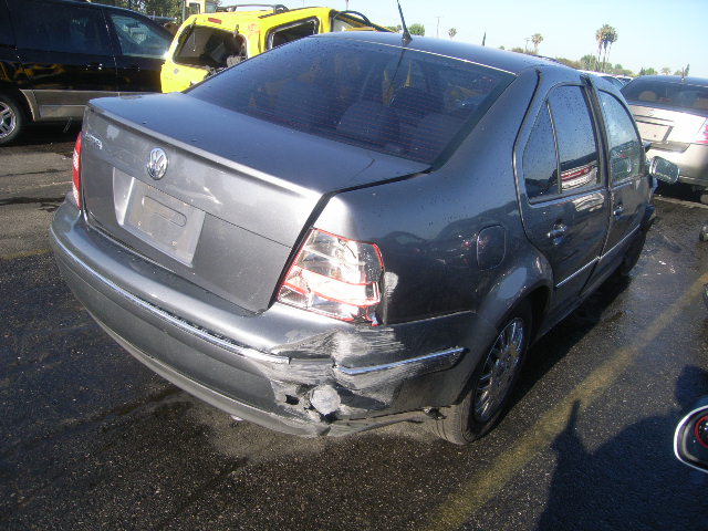 3VWRA69M85M076984 - 2005 VOLKSWAGEN JETTA GL GRAY photo 4