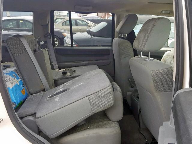 1J8HG48K86C229022 - 2006 JEEP COMMANDER WHITE photo 6