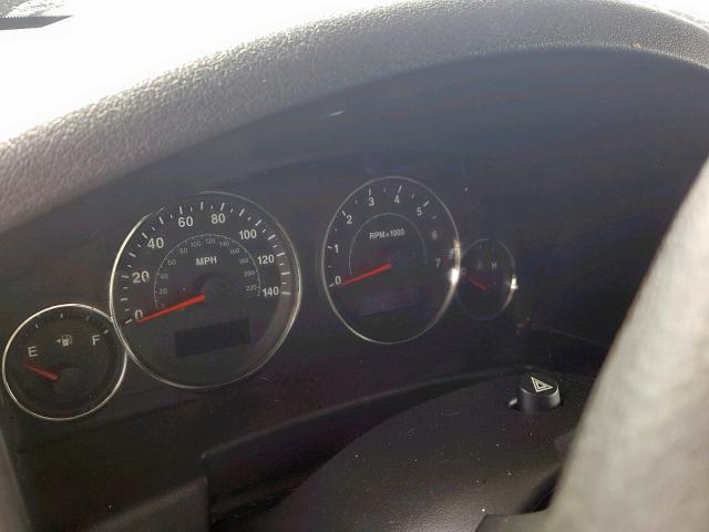 1J8HG48K86C229022 - 2006 JEEP COMMANDER WHITE photo 8