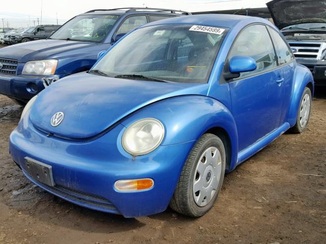 3VWBB61C6WM050869 - 1998 VOLKSWAGEN NEW BEETLE Blau Foto 2