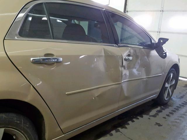 1G1ZC5E04CF143774 - 2012 CHEVROLET MALIBU 1LT 金色 照片 9