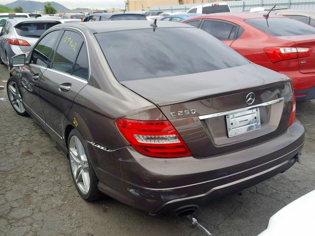 WDDGF4HB0DA823754 - 2013 MERCEDES-BENZ C 250 BROWN photo 3