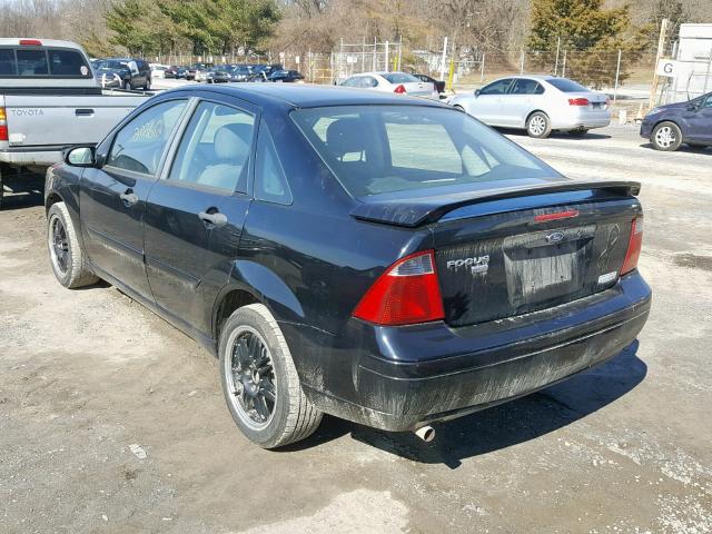 1FAHP34N97W351802 - 2007 FORD FOCUS ZX4 BLACK photo 3