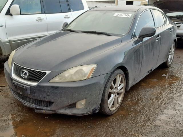 JTHBK262465019281 - 2006 LEXUS IS 250 BLACK photo 2