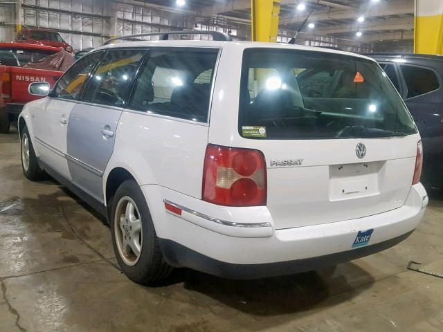 WVWND63B04E021661 - 2004 VOLKSWAGEN PASSAT GL WHITE photo 3