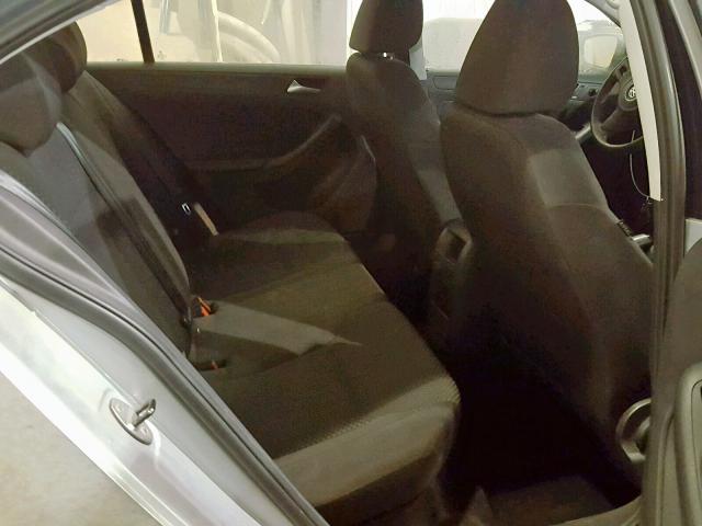 3VW2K7AJ3DM442869 - 2013 VOLKSWAGEN JETTA BASE GRAY photo 6
