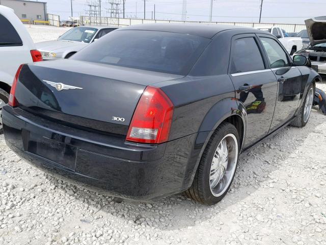 2C3KA43R17H846168 - 2007 CHRYSLER 300 BLACK photo 4