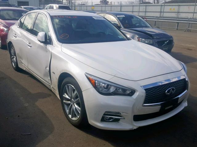 JN1CV7AR3GM252271 - 2016 INFINITI Q50 BASE WHITE photo 1