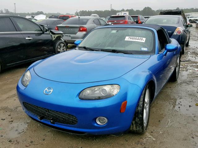 JM1NC25F060110450 - 2006 MAZDA MX-5 MIATA BLUE photo 2