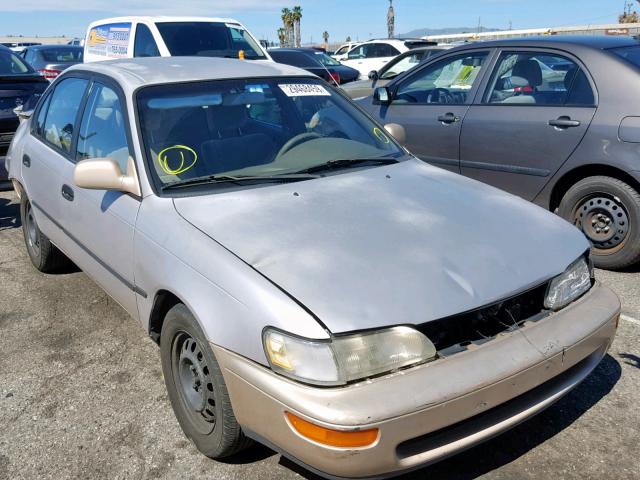 1NXBB02E2TZ476867 - 1996 TOYOTA COROLLA DX SILVER photo 1