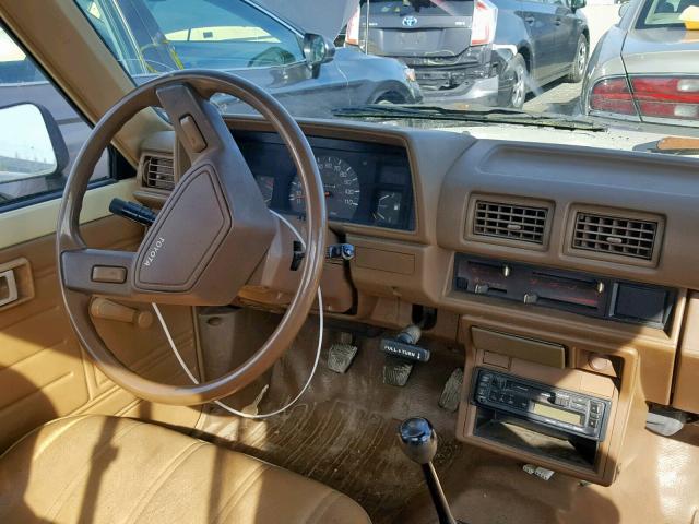 JT4RN50R7H0249475 - 1987 TOYOTA PICKUP 1/2 TAN photo 9