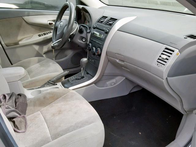 1NXBU40E79Z008520 - 2009 TOYOTA COROLLA BA SILVER photo 5