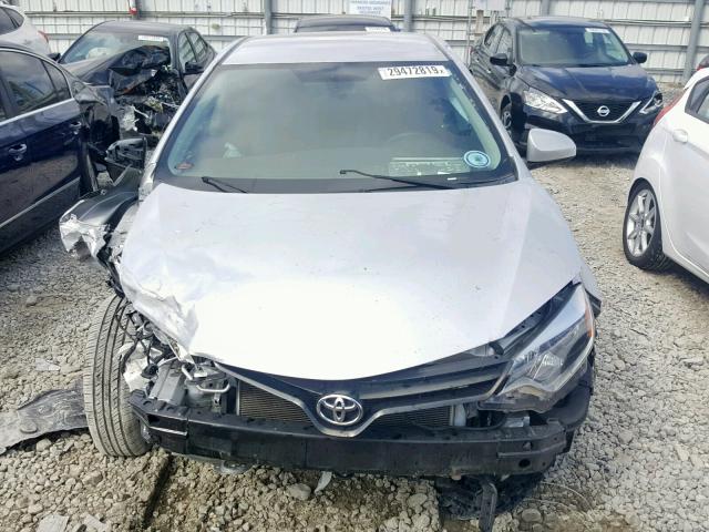 2T1BURHE4GC556104 - 2016 TOYOTA COROLLA L SILVER photo 9