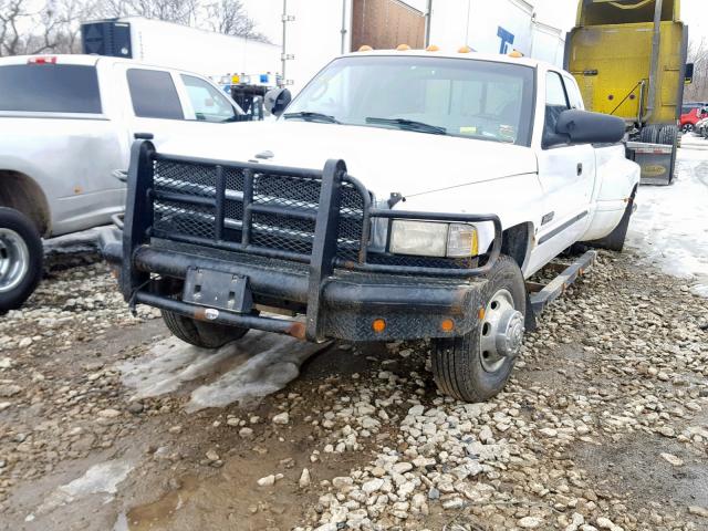 1B7MF33781J545465 - 2001 DODGE RAM 3500 WHITE photo 2