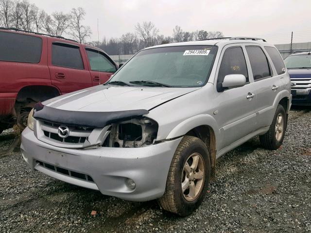 4F2YZ04106KM14078 - 2006 MAZDA TRIBUTE S SILVER photo 2