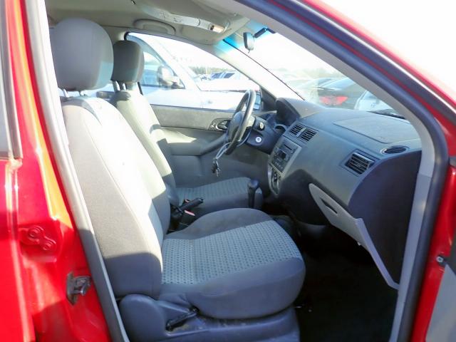1FAFP34N76W253647 - 2006 FORD FOCUS ZX4 RED photo 5