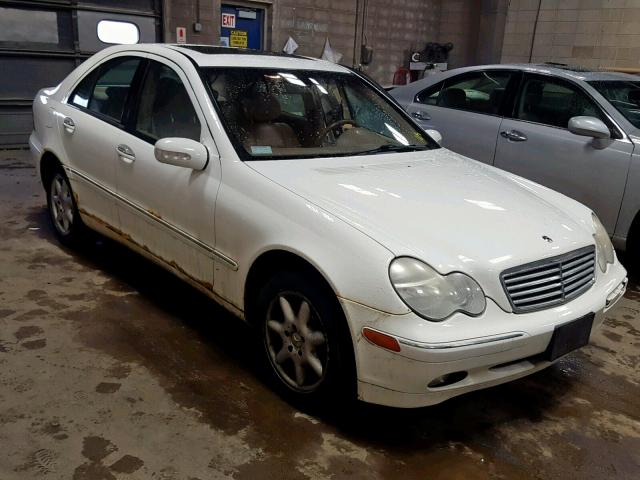 WDBRF64JX3F346939 - 2003 MERCEDES-BENZ C 320 WHITE photo 1