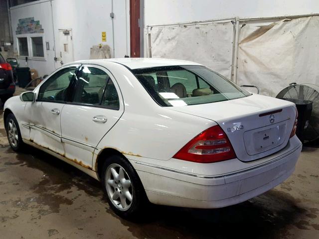 WDBRF64JX3F346939 - 2003 MERCEDES-BENZ C 320 WHITE photo 3