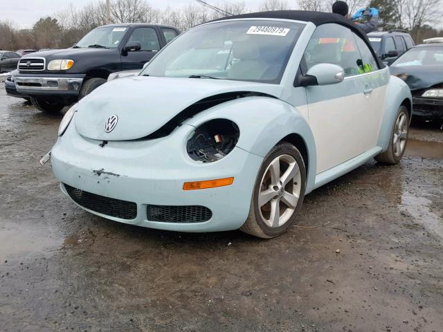 3VWRG3AL6AM008192 - 2010 VOLKSWAGEN NEW BEETLE Weiß Foto 2