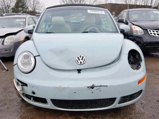 3VWRG3AL6AM008192 - 2010 VOLKSWAGEN NEW BEETLE Weiß Foto 9