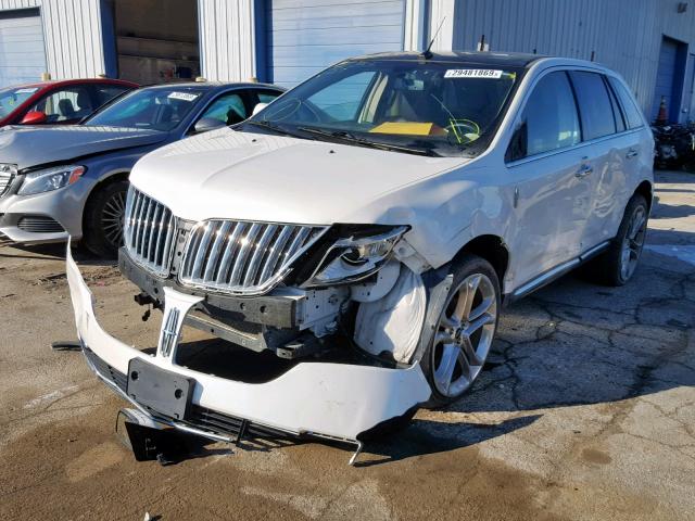 2LMDJ8JK1FBL26698 - 2015 LINCOLN MKX WHITE photo 2