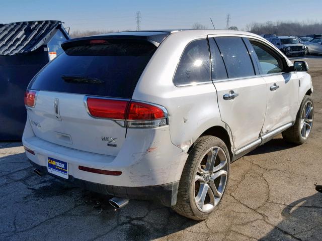 2LMDJ8JK1FBL26698 - 2015 LINCOLN MKX WHITE photo 4