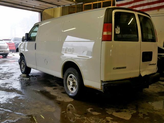 1GCFG154681195342 - 2008 CHEVROLET EXPRESS G1 WHITE photo 3