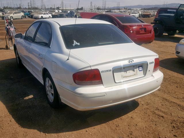 KMHWF25S95A133464 - 2005 HYUNDAI SONATA GL WHITE photo 3