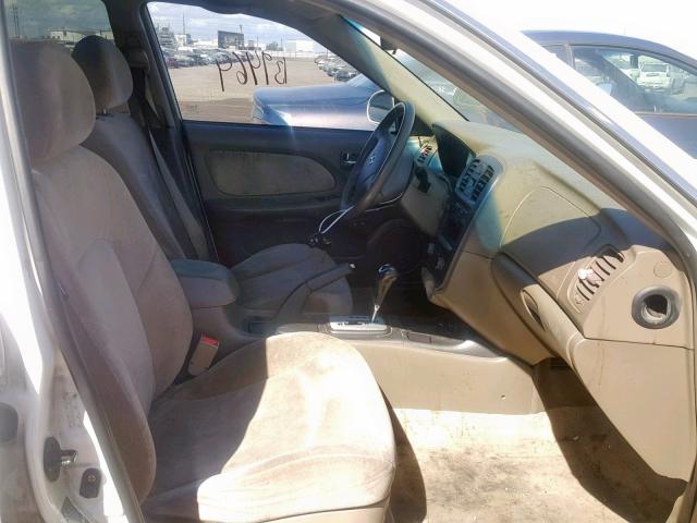 KMHWF25S95A133464 - 2005 HYUNDAI SONATA GL WHITE photo 5