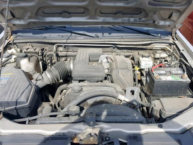 1GCDT196648209367 - 2004 CHEVROLET COLORADO SILVER photo 7