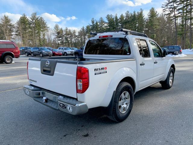 1N6AD07W75C412972 - 2005 NISSAN FRONTIER C WHITE photo 4