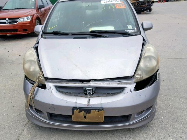 JHMGD38617S057186 - 2007 HONDA FIT S SILVER photo 9