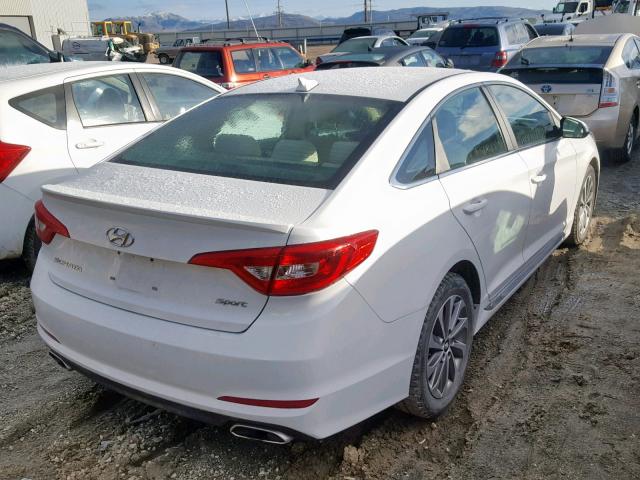 5NPE34AF9FH060040 - 2015 HYUNDAI SONATA SPO WHITE photo 4