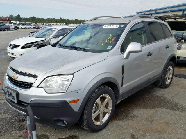 3GNAL2EK7CS574522 - 2012 CHEVROLET CAPTIVA SP SILVER photo 2