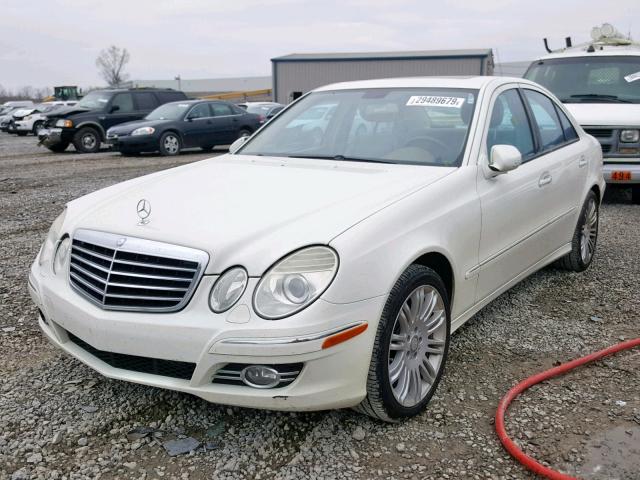 WDBUF56X28B270489 - 2008 MERCEDES-BENZ E 350 WHITE photo 2