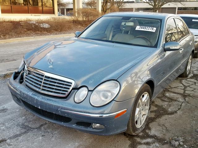 WDBUF26J55A721667 - 2005 MERCEDES-BENZ E 320 CDI GRAY photo 2