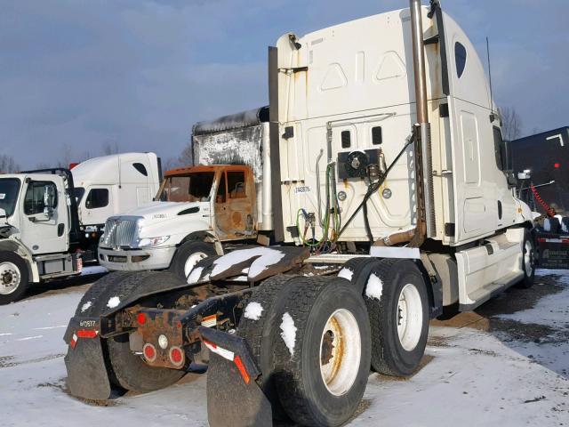 1FUJGLDR1CSBD2629 - 2012 FREIGHTLINER CASCADIA 1 WHITE photo 4