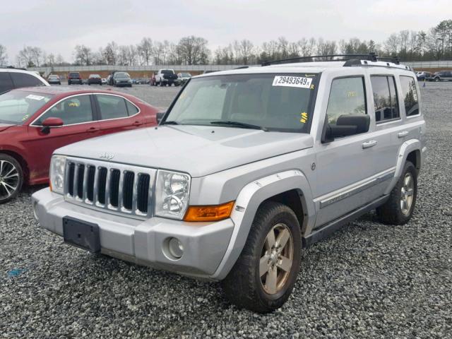 1J8HG58266C246097 - 2006 JEEP COMMANDER SILVER photo 2