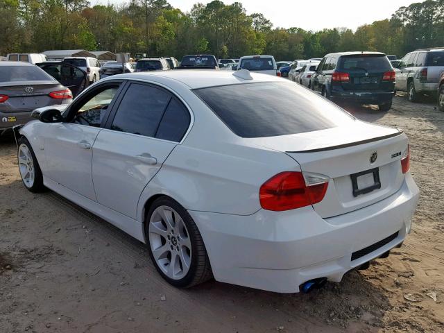 WBAVB33506KR79781 - 2006 BMW 330 I WHITE photo 3